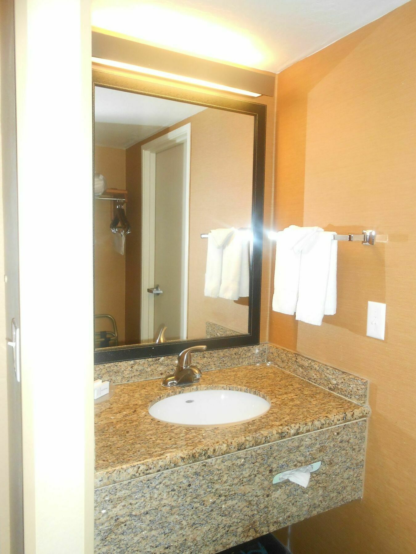 Greentree Inn And Suites Mesa / Phoenix Exterior foto